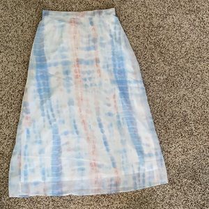 Beautiful long skirt, perfect for summer!